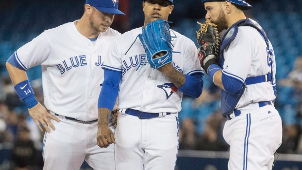 LOOK: Blue Jays fan brings Pablo Sandoval an emergency belt