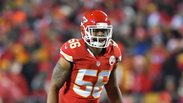 Derrick Johnson officially signs with Raiders