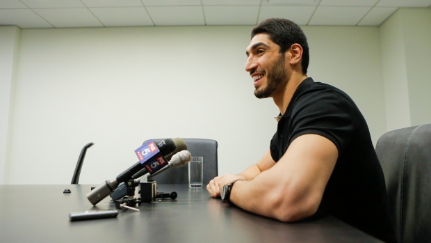 Enes Kanter Detained in Romania Over Canceled Passport