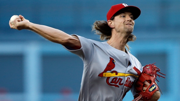 St. Louis Cardinals: Cardinals trade Mike Leake to the Mariners