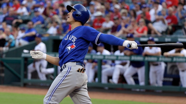 ALCS Game 3: Blue Jays win on redemption game from Ryan Goins