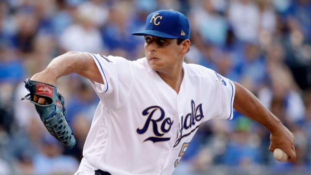 Vargas earns 12th win as Royals beat Twins - TSN.ca