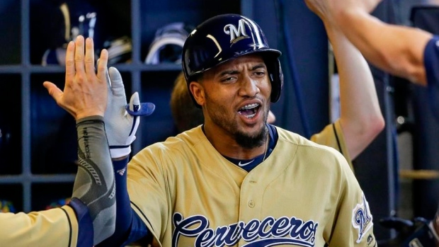 Brewers 4, Astros 2: Three-run homer by Eric Thames stands up