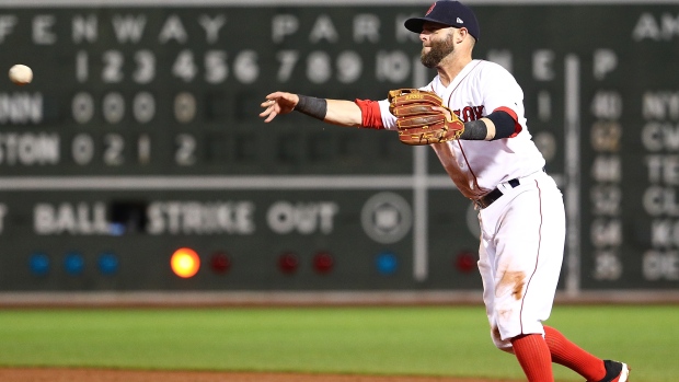 Stealing signs isn't new for Pedroia