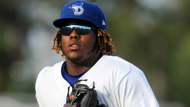 Blue Jays will play top prospects Vlad Jr., Bichette in Montreal