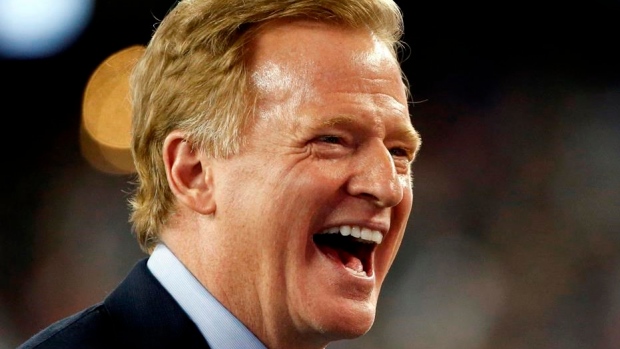 Goodell Signs Five Year Contract Extension Tsn Ca