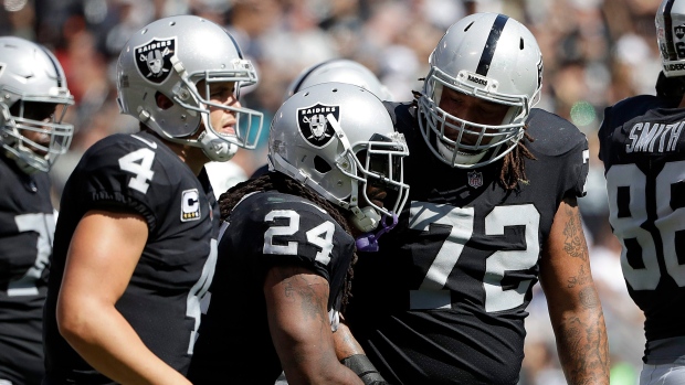 Raiders' Derek Carr: Marshawn Lynch's return 'a good thing for football'