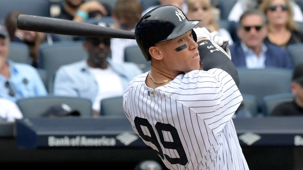 Aaron judge jersey store sales