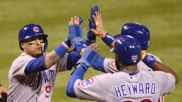 Fans give Braves rookie Heyward a thumbs-up