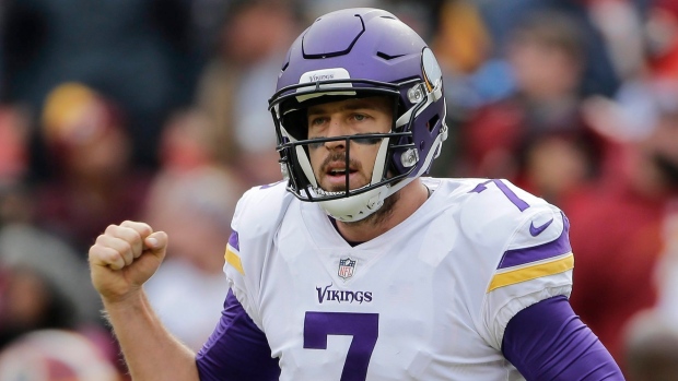 QB Case Keenum 'battled' for Vikings in relief of injured Sam Bradford