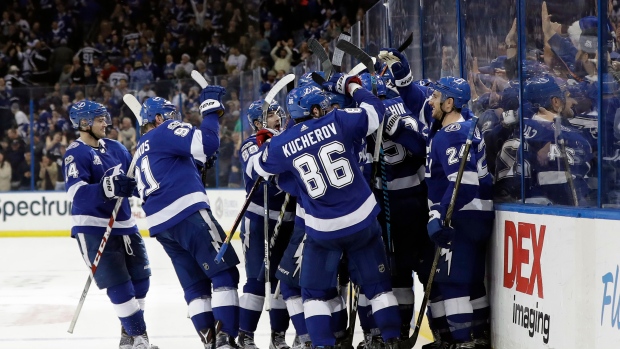 Lightning end four-game homestand with loss to Jets