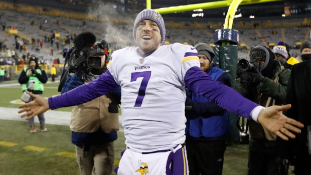 Vikings shut out Packers, keep eye on first-round bye 