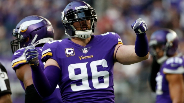 Vikings get younger with Brian Robison release, Terence Newman