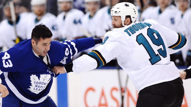 Watch a handful of Joe Thornton's beard get ripped out during a hockey  fight - The Boston Globe