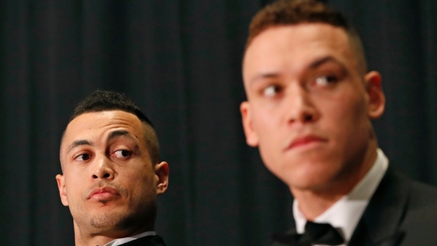 Giancarlo Stanton, Aaron Judge of New York Yankees side by side at awards  dinner - ESPN