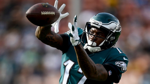 WR Jeffery returns to Eagles practice 